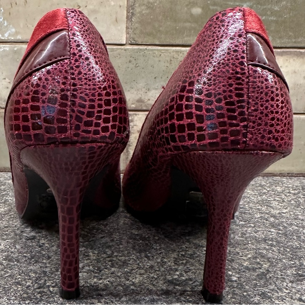 Women's Red Mixed-Material Peep-Toe High Heel Pump - Picture 8 of 14